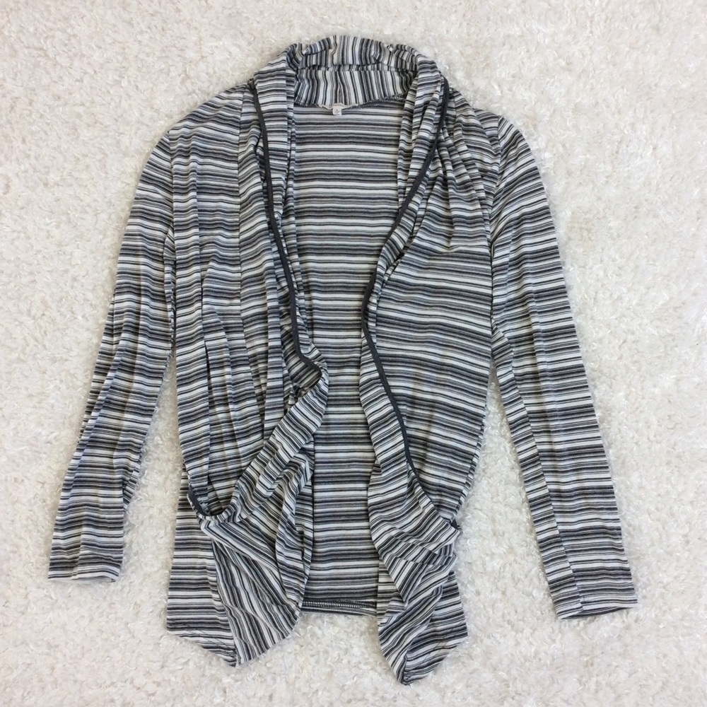 Stitchfix 41 Hawthorn Gray White Striped Cardigan